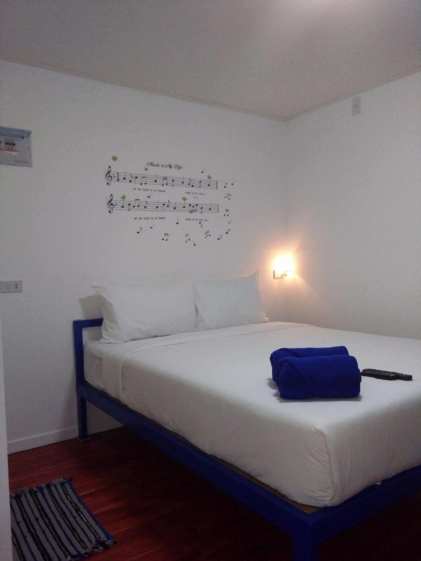 I Talay Beach Bar & Cottage Taling Ngam Exterior photo