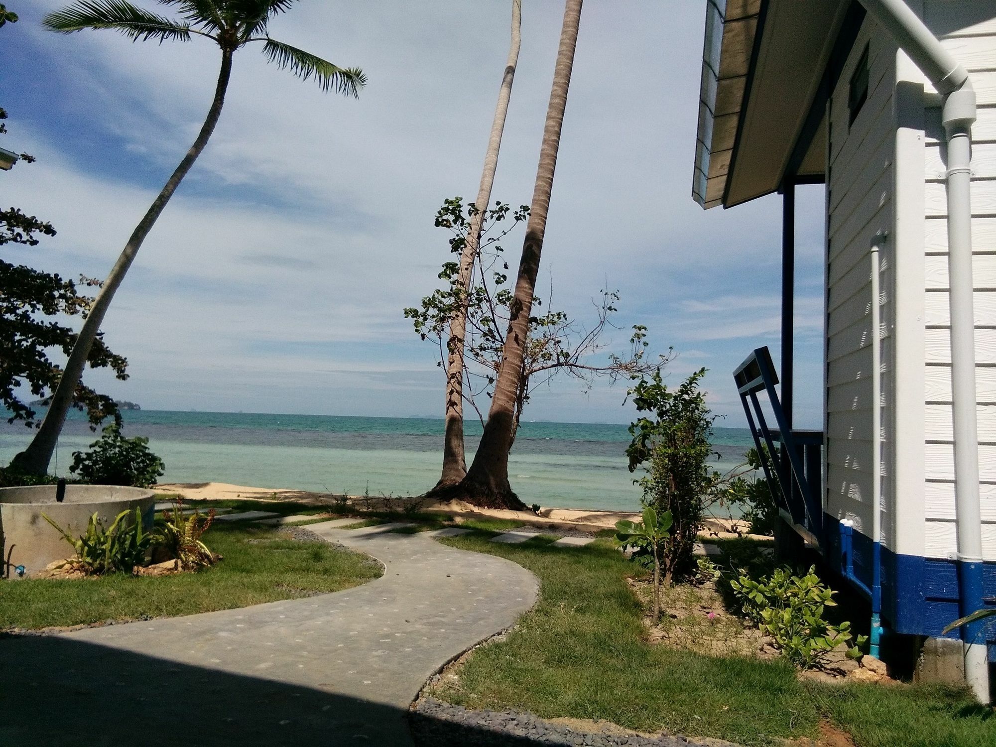 I Talay Beach Bar & Cottage Taling Ngam Exterior photo
