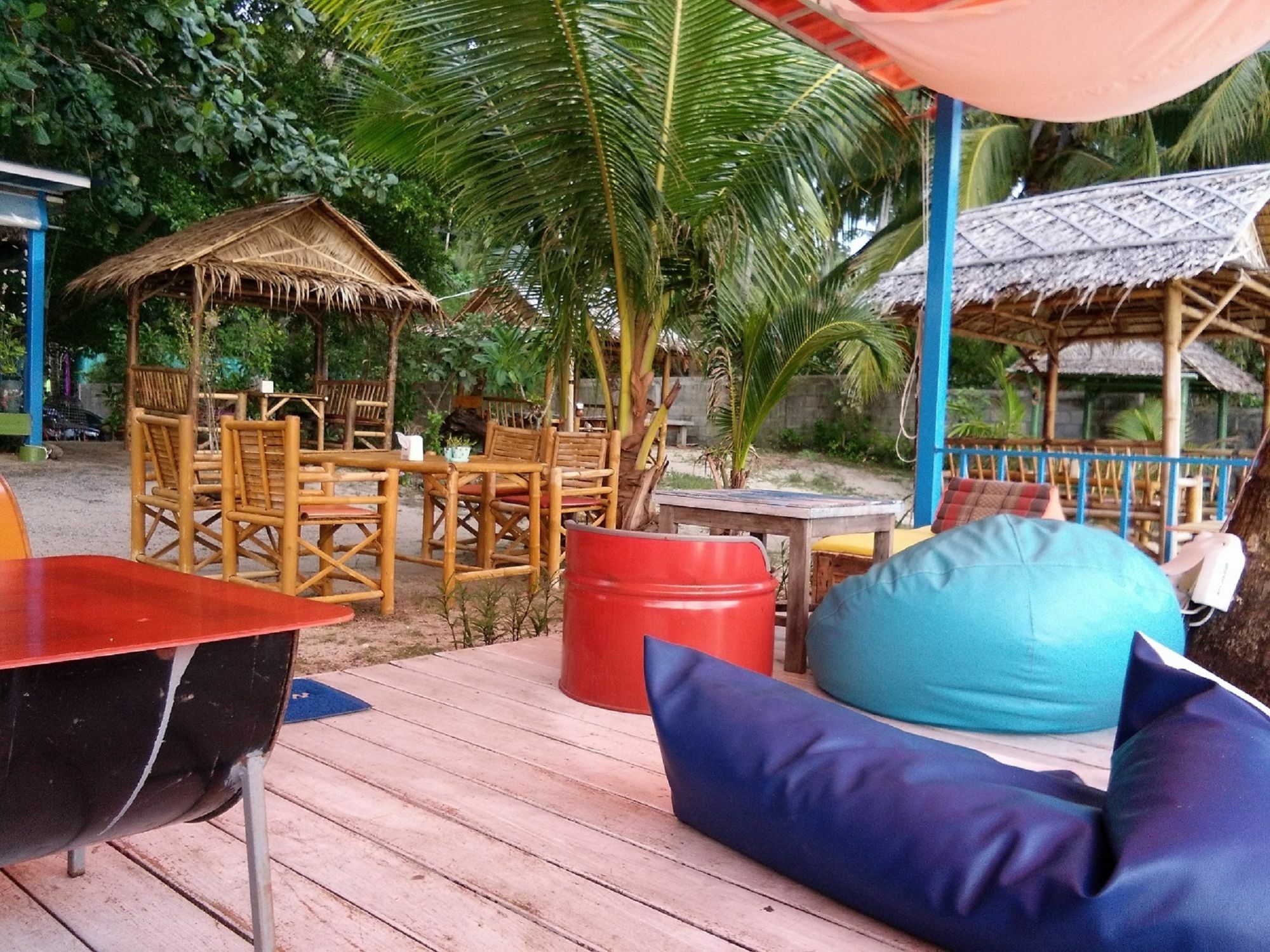 I Talay Beach Bar & Cottage Taling Ngam Exterior photo